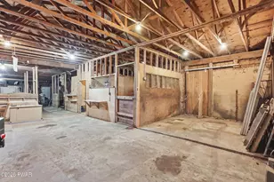 562 Swamp Brook Rd, Hawley, PA 18428 - Photo 44