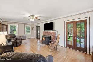 562 Swamp Brook Rd, Hawley, PA 18428 - Photo 14