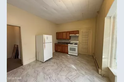 302 Avenue I #1R, Matamoras, PA 18336 - Photo 6