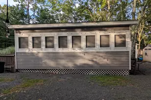 135 Paupack Dr, Shohola, PA 18458 - Photo 4