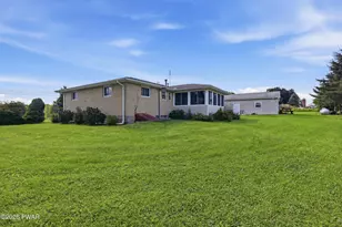 2843 Easton Turnpike, Waymart, PA 18472 - Photo 36
