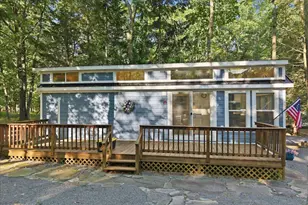 106 Black Cherry Ct, Milford, PA 18337 - Photo 4