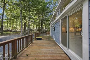 106 Black Cherry Ct, Milford, PA 18337 - Photo 12