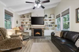 125 Gaskin Dr, Lords Valley, PA 18428 - Photo 12