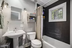 125 Gaskin Dr, Lords Valley, PA 18428 - Photo 30
