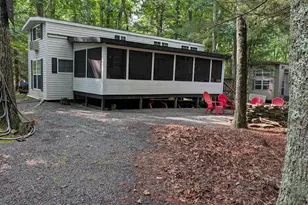 225 Shohola Ln, Shohola, PA 18458 - Photo 2