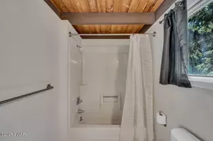 1010 Aquarius Dr, Lake Ariel, PA 18436 - Photo 18