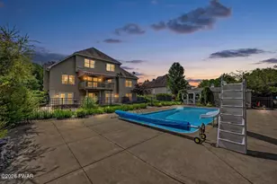 203 Azalea Dr, Mayfield, PA 18433 - Photo 4
