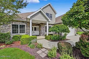203 Azalea Dr, Mayfield, PA 18433 - Photo 12