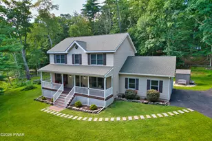 135 Blueberry Dr, Milford, PA 18337 - Photo 1