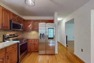135 Blueberry Dr, Milford, PA 18337 - Photo 6
