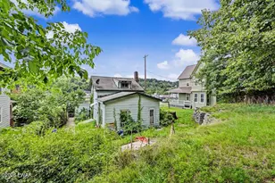 219 Willow Ave, Honesdale, PA 18431 - Photo 2