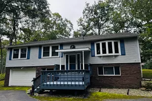 223 Maple Ridge Dr, Lords Valley, PA 18428 - Photo 4