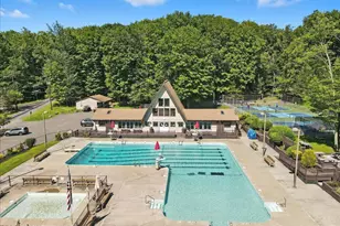 1216 Commanche Cir, Lake Ariel, PA 18436 - Photo 56