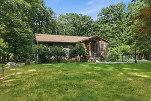 185 Laurel Cir, Hawley, PA 18428 - Photo 8