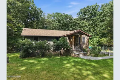 185 Laurel Circle, Hawley, PA 18428 - Photo 10