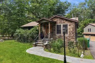 185 Laurel Cir, Hawley, PA 18428 - Photo 6