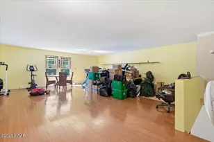 185 Laurel Cir, Hawley, PA 18428 - Photo 64