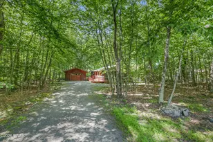 132 Pommel Dr, Lords Valley, PA 18428 - Photo 22