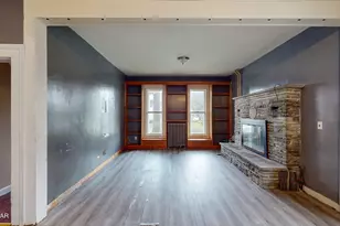 211 Avenue L, Matamoras, PA 18336 - Photo 10