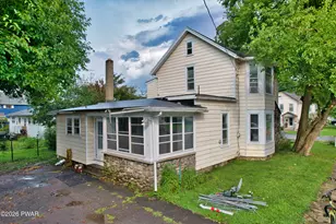 211 Avenue L, Matamoras, PA 18336 - Photo 4