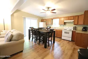 132 Constitution Dr, Lackawaxen, PA 18435 - Photo 16