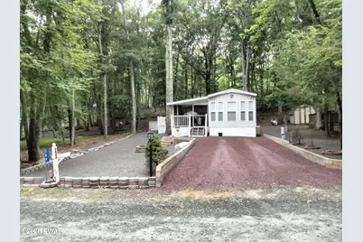 129 Stag, Milford, PA 18337 - Photo 2