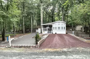 129 Stag, Milford, PA 18337 - Photo 2