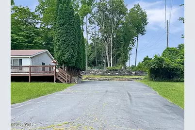101 Grove Street, Lackawaxen, PA 18435 - Photo 8