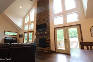 128 Powderhorn Dr, Lackawaxen, PA 18435 - Photo 12