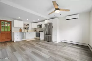 306 Columbus Ave, Hawley, PA 18428 - Photo 14