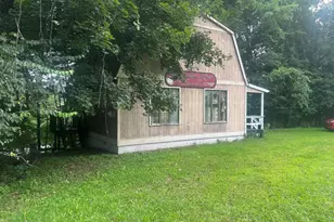 225 Bellemonte Ave, Hawley, PA 18428 - Photo 8