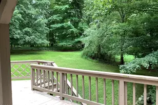 2507 Oak Ct, Lake Ariel, PA 18436 - Photo 10