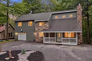 1012 Fawnhill Ct, Lake Ariel, PA 18436 - Photo 2