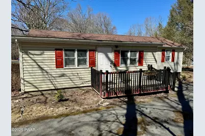 102 Keitha Lane, East Stroudsburg, PA 18302 - Photo 2