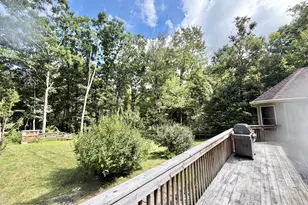 809 Maple Leaf Ct, Lords Valley, PA 18428 - Photo 36