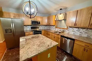 110 Stroud Ct, Dingmans Ferry, PA 18328 - Photo 12