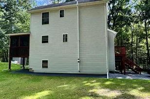 110 Stroud Ct, Dingmans Ferry, PA 18328 - Photo 40