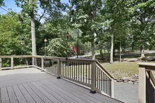 103 Owl Ct, Lackawaxen, PA 18435 - Photo 10