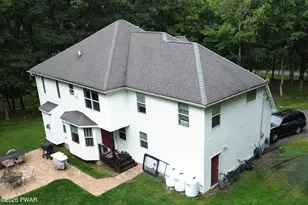 110 Plum Ln, Milford, PA 18337 - Photo 4