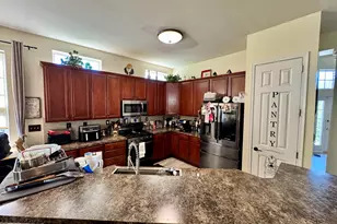1610 Big Ridge Dr, East Stroudsburg, PA 18302 - Photo 14