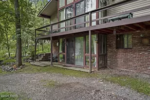 2130 Fawn Ln, Bushkill, PA 18324 - Photo 24