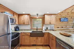192 Marcel Dr, Dingmans Ferry, PA 18328 - Photo 12
