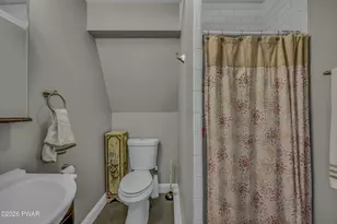 185 S Fairway Dr, Lake Ariel, PA 18436 - Photo 26