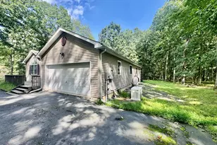 503 Carrock Way, Tamiment, PA 18371 - Photo 4
