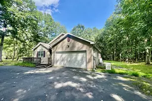 503 Carrock Way, Tamiment, PA 18371 - Photo 2