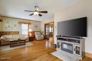 1242 Overlook Ave, Honesdale, PA 18431 - Photo 10