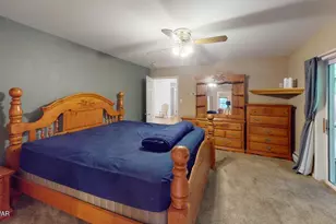 1008 Long Lake Rd, Bushkill, PA 18371 - Photo 10