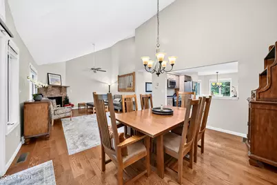 138 Eastwood Drive, Greentown, PA 18426 - Photo 8