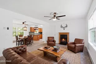 4 Pebble Ct, Lake Ariel, PA 18436 - Photo 6